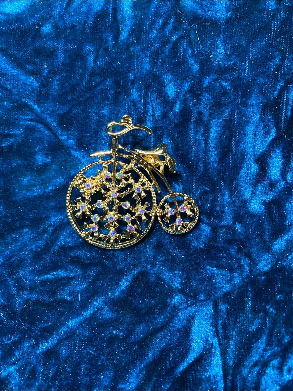 Vintage style Bicycle Aurora Borealis Brooch Pin Scarf Fall Gold tone